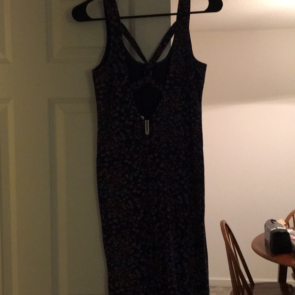 Billabong dress - Picture 3 of 3